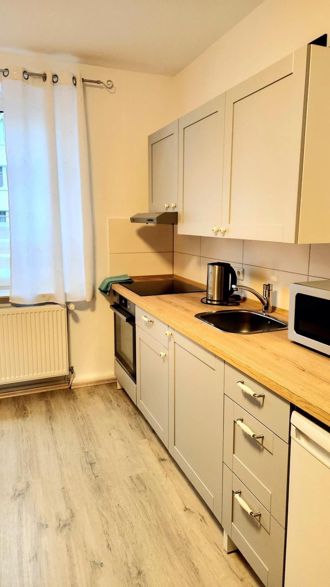 Elena Flat Iris, Oberhausen Zentrum Centro Westfield * Oberhausen (North Rhine-Westphalia)