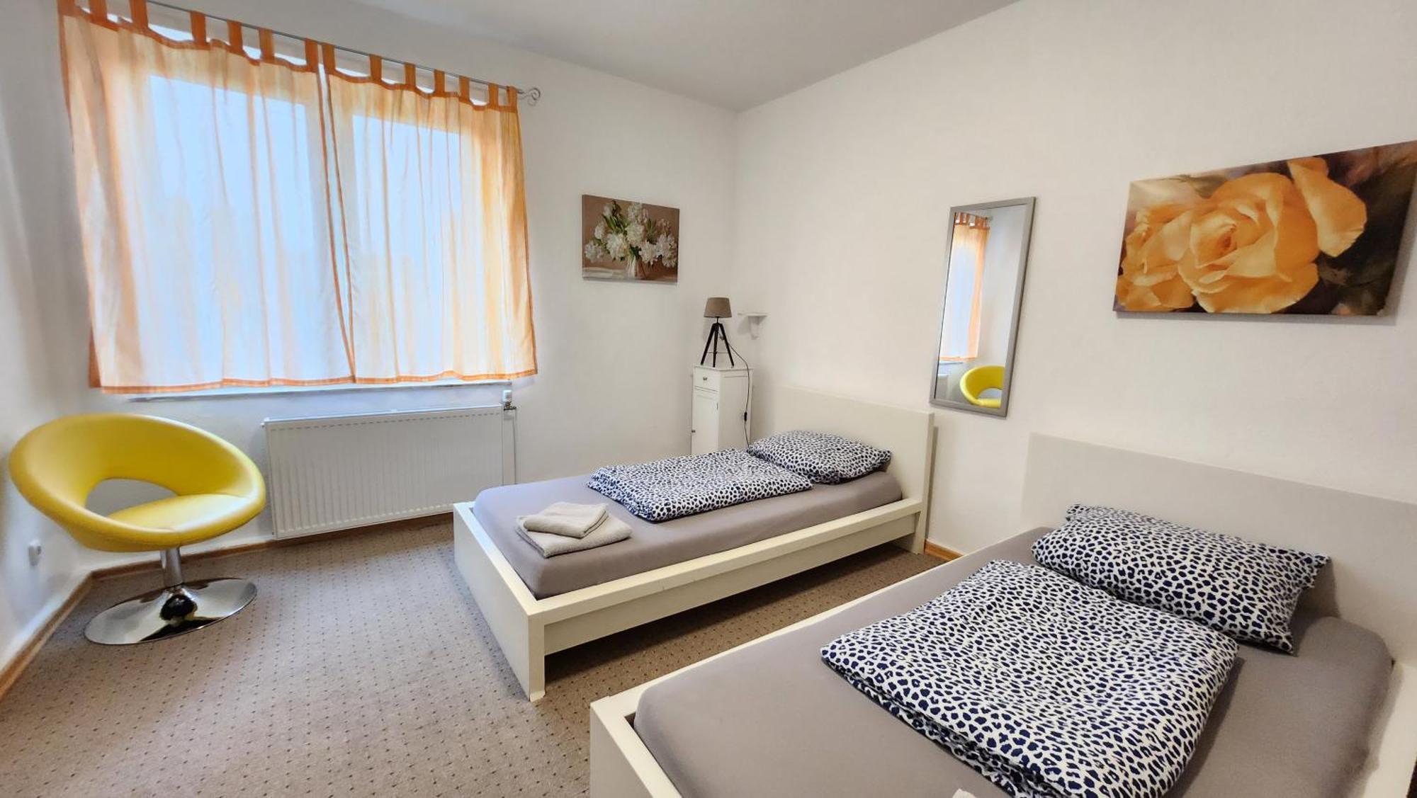 Elena Flat Iris, Oberhausen Zentrum Centro Westfield * Oberhausen (North Rhine-Westphalia)